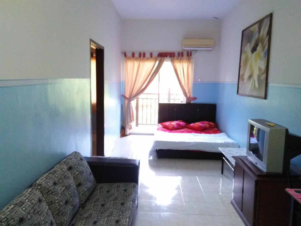 Sanie Guest Room Suria A' Apartment, Bukit Merah Laketown Resort Kampong Kubu Gajah  Экстерьер фото
